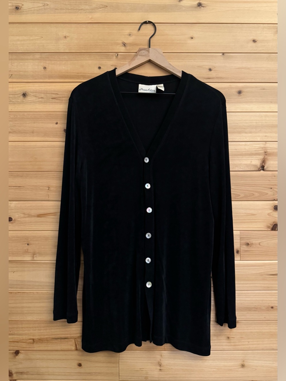 Chicos Size 1/Medium Longline Black Button Anti Wrinkle Cardigan Office Career